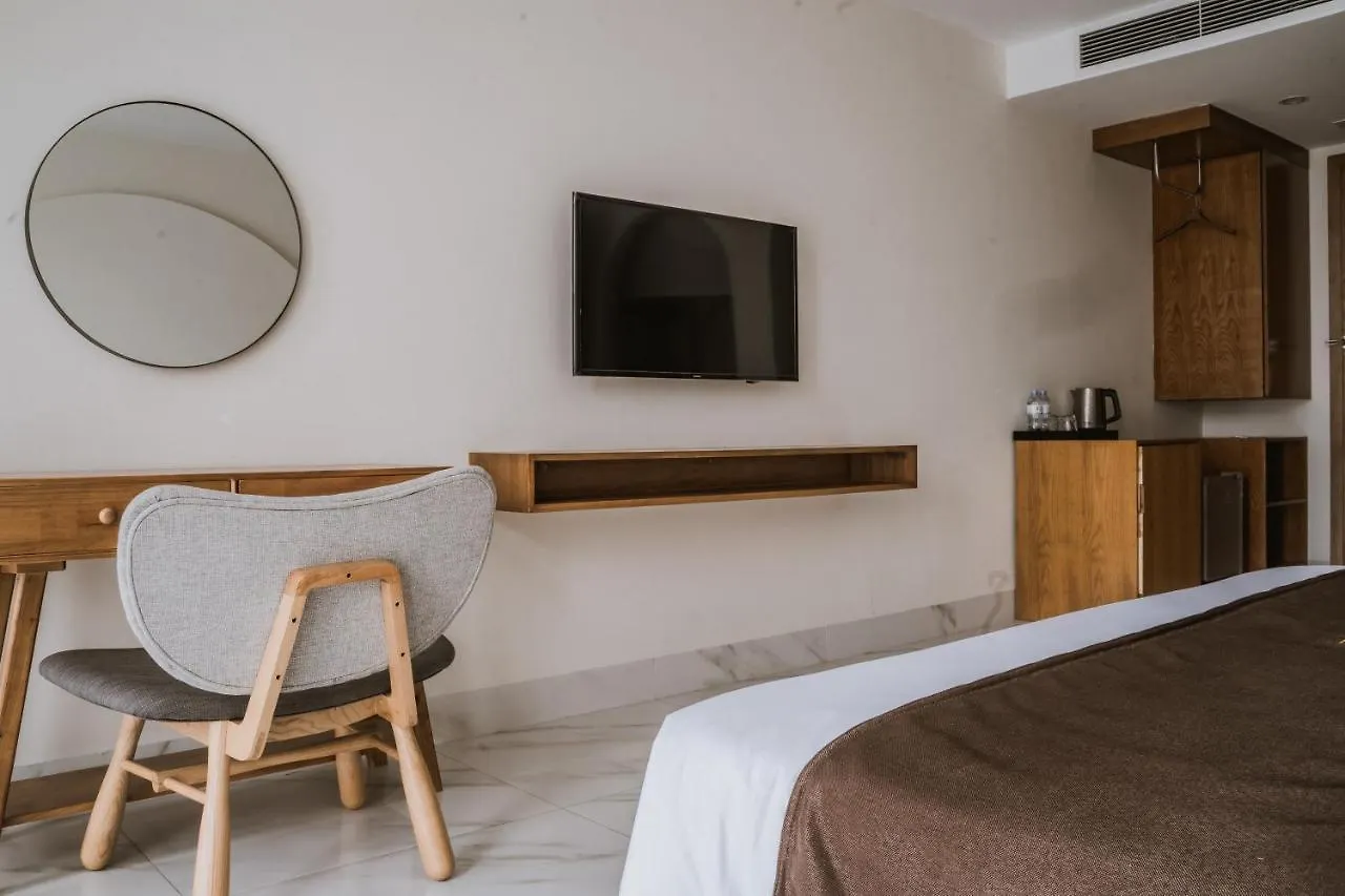 Maple Suite Hotel & Apartment Da Nang
