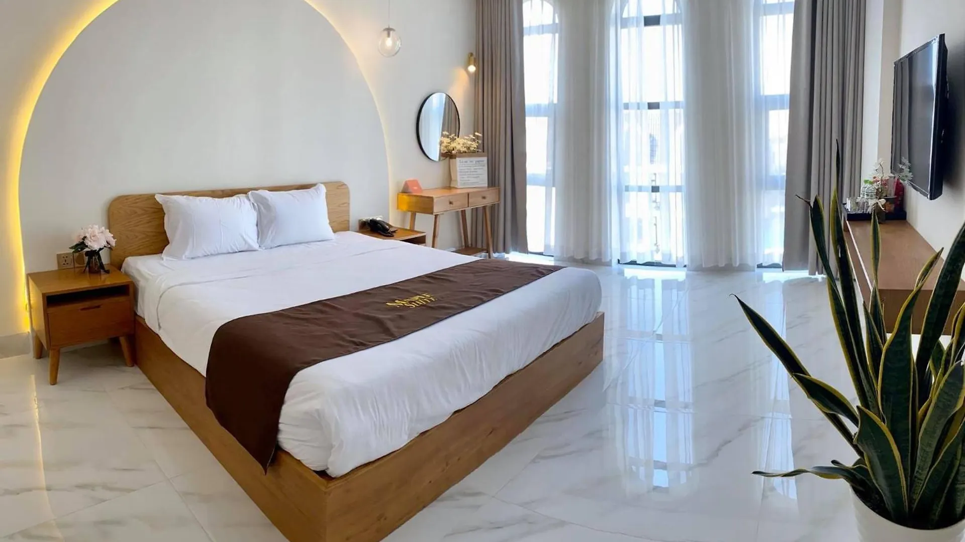 Maple Suite Hotel & Apartment Da Nang Vietnam